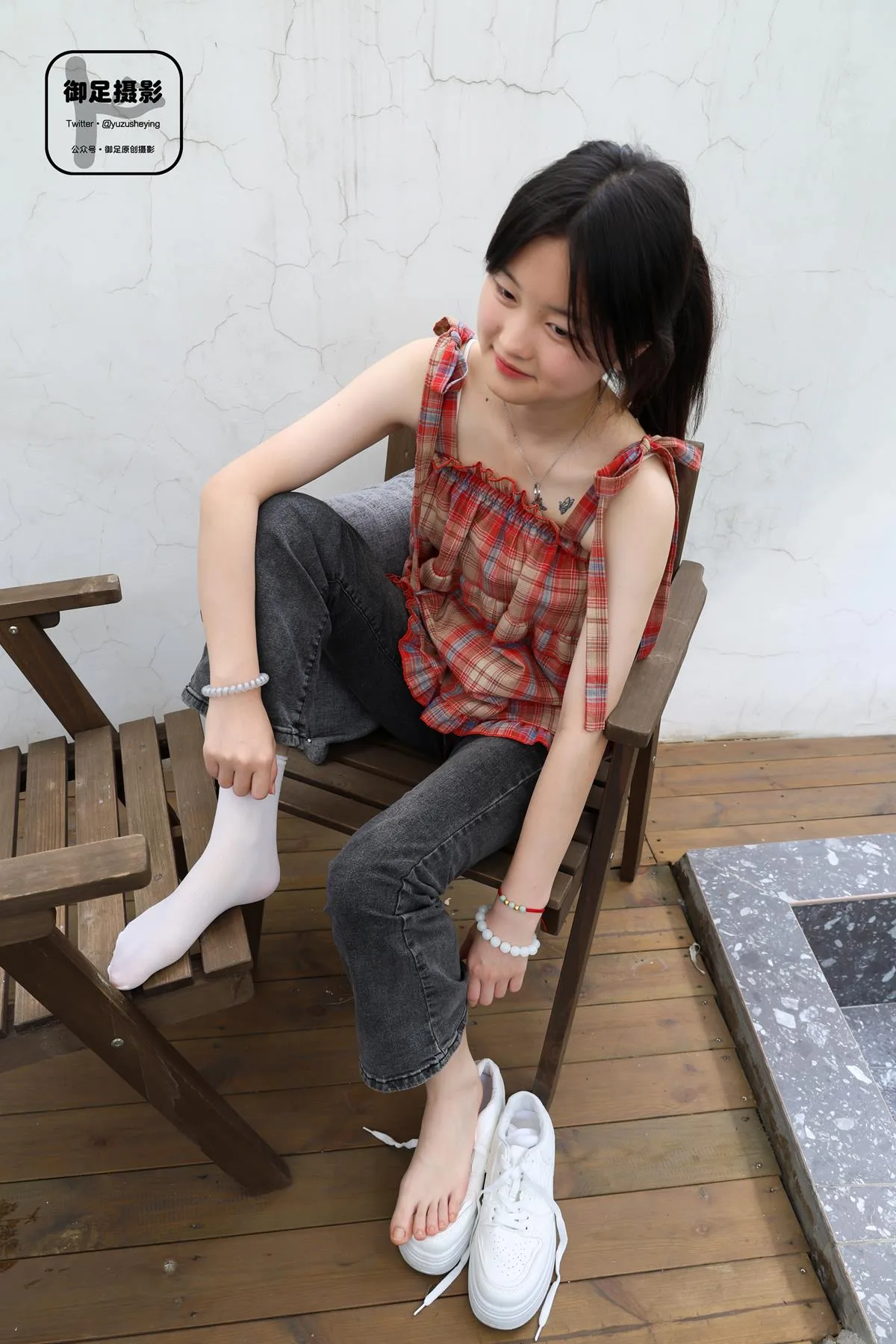 御足摄影 NO.038 – 余生可贵[100P/1V/2.50GB] - 2