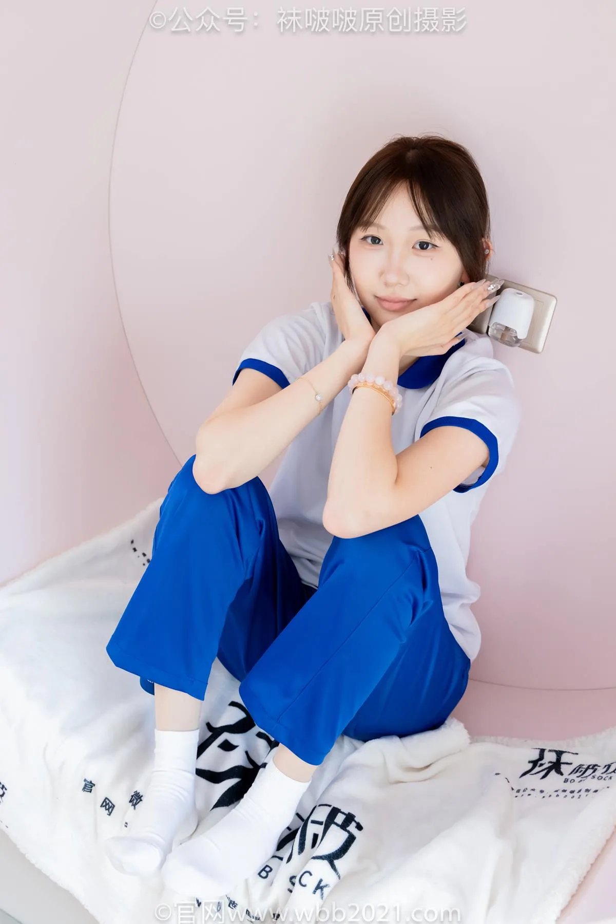 [BoBoSocks袜啵啵]NO.569 香菜-校服、板鞋、白棉袜、薄肉丝[157P/1V/7.15GB] - 3