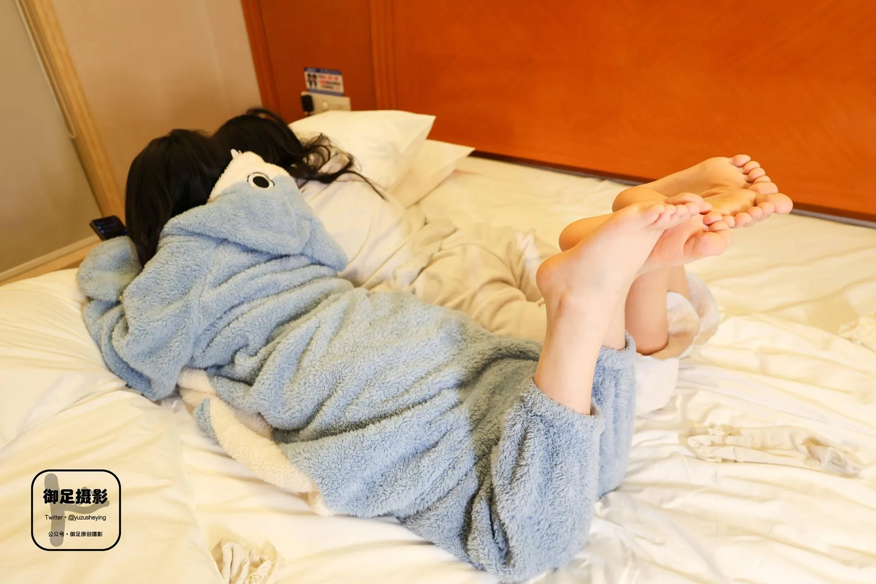 御足摄影 NO.043 – 俩美眉镁足[79P/1V/2.79GB] - 4
