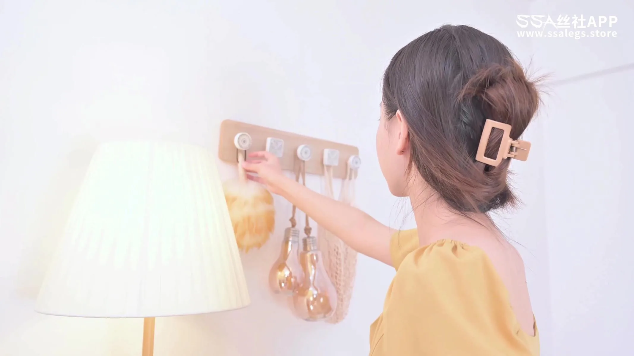[SSA丝社]短片 NO.0175 晓曼 SK极光丝袜[1V/483MB] - 3