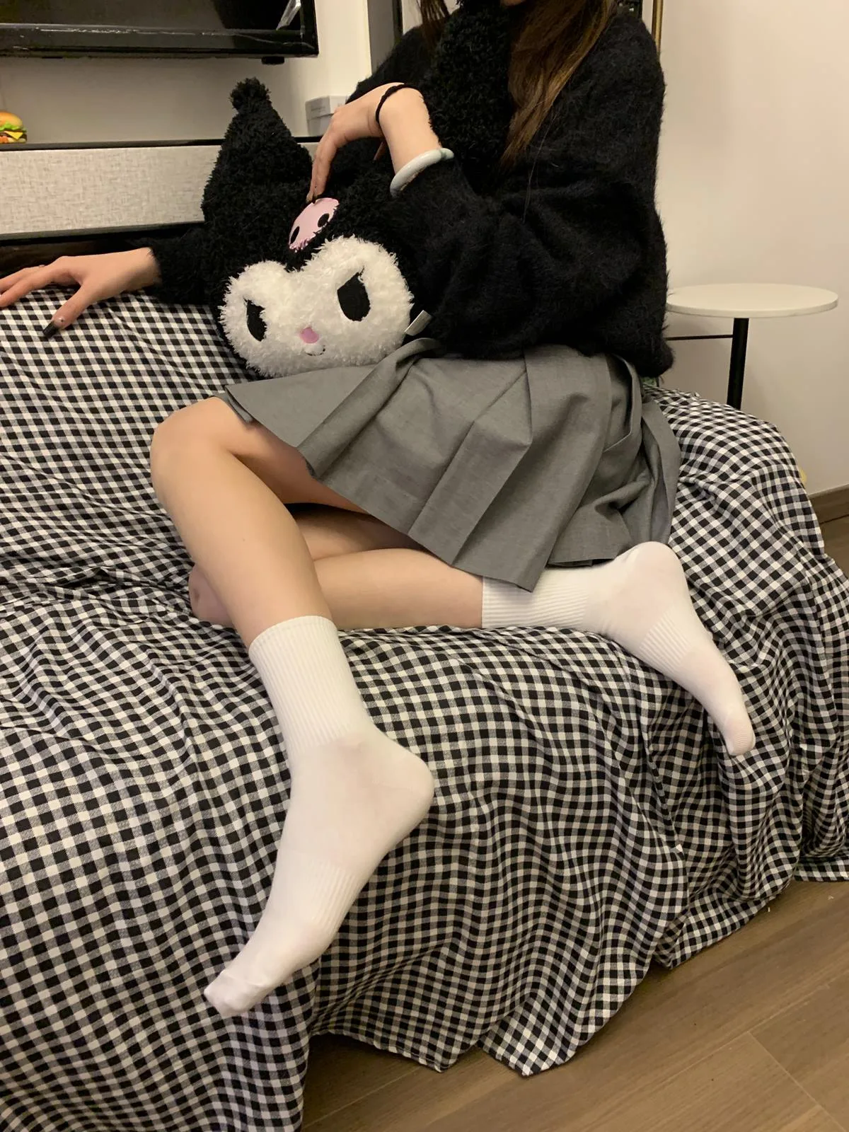 [织梦映像]NO.079 稀有JK装白棉袜脚 [72P/1V/1.8GB] - 3