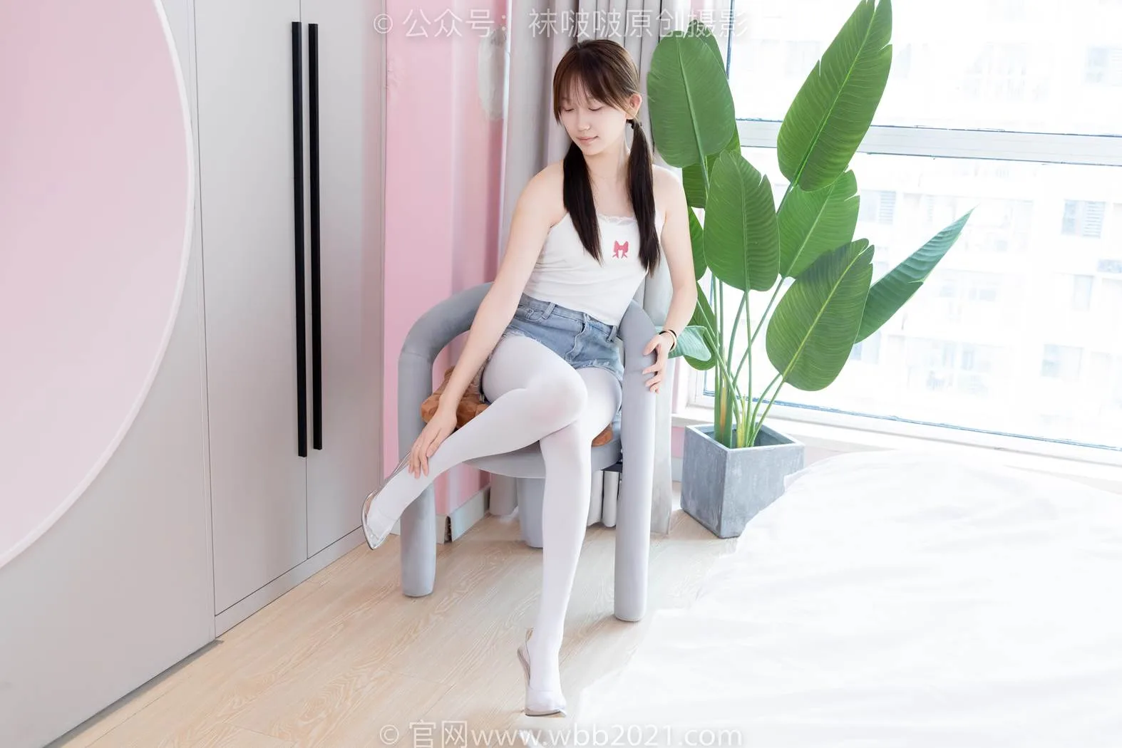 [BoBoSocks袜啵啵]NO.582 香菜-高跟鞋、厚白丝、裸足[152P/1V/5.82GB] - 2