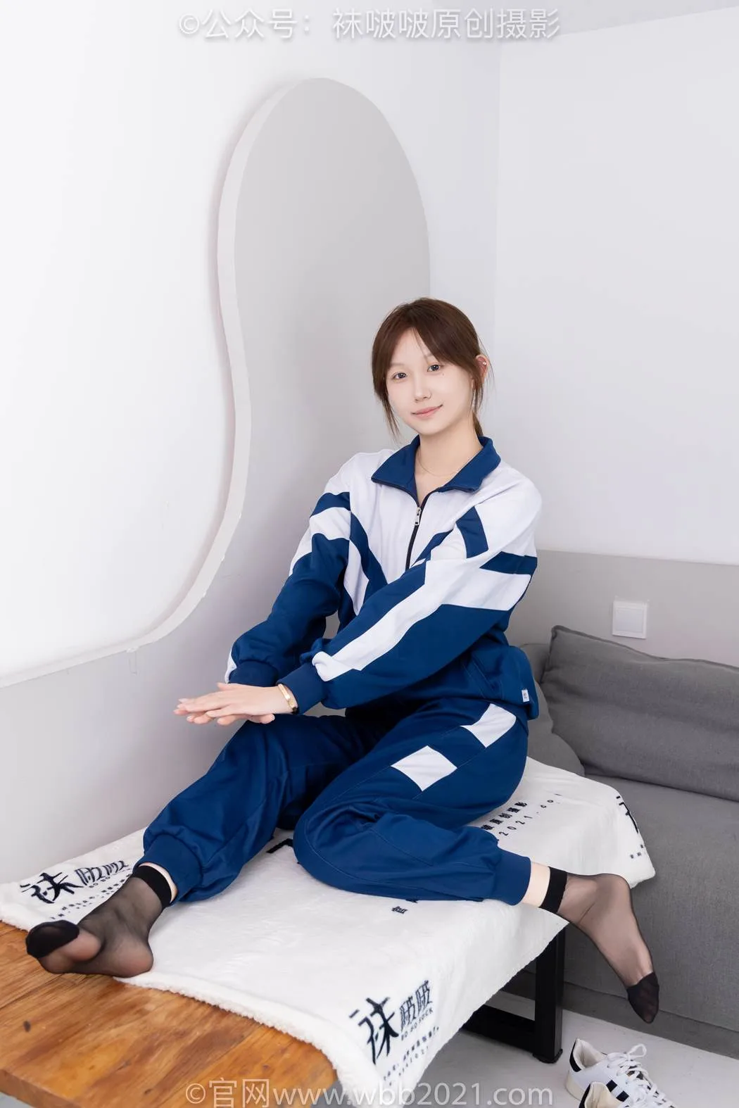 [BoBoSocks袜啵啵]NO.584 香菜 校服、板鞋、短黑丝[149P/1V/7.49GB] - 2