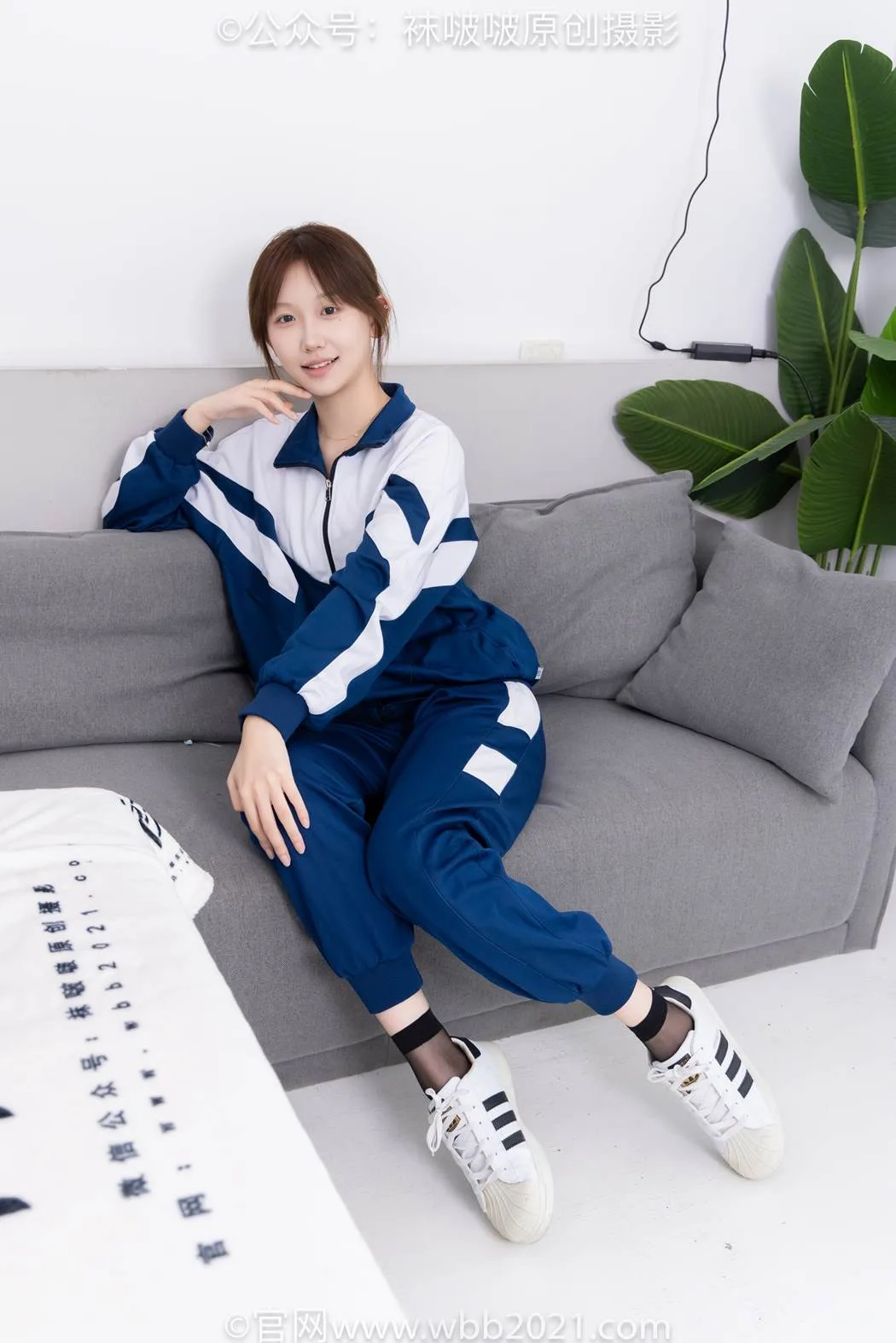 [BoBoSocks袜啵啵]NO.584 香菜 校服、板鞋、短黑丝[149P/1V/7.49GB] - 4
