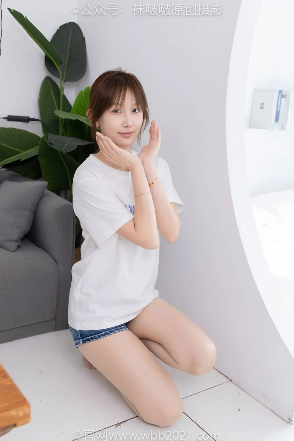 [BoBoSocks袜啵啵]NO.587 香菜-匡威帆布鞋、薄肉丝[179P/1V/9.41GB] - 4