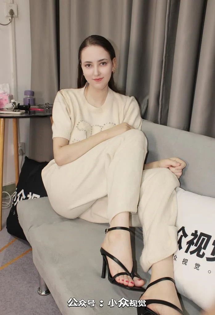小众视觉 019-艾迪的第一期［101P/1V/2.65G］ - 2