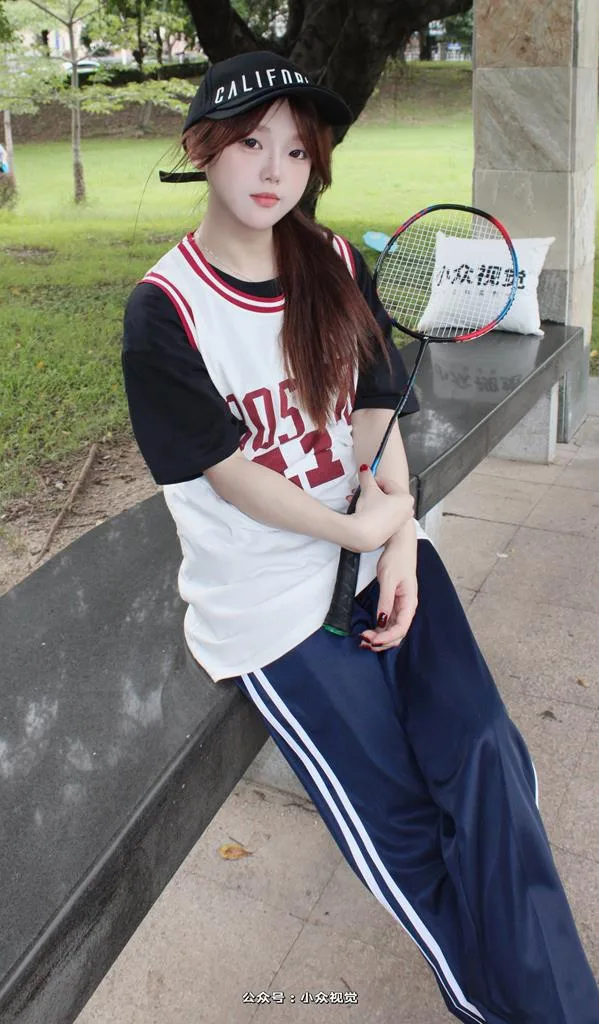 小众视觉 026-小薯条人字拖球服套装［114P/1V/5.35G］ - 4
