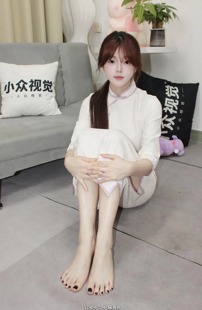 小众视觉 040-小薯条长款旗袍尖头高跟鞋（足底版） [98P/1V/4.11G] - 3