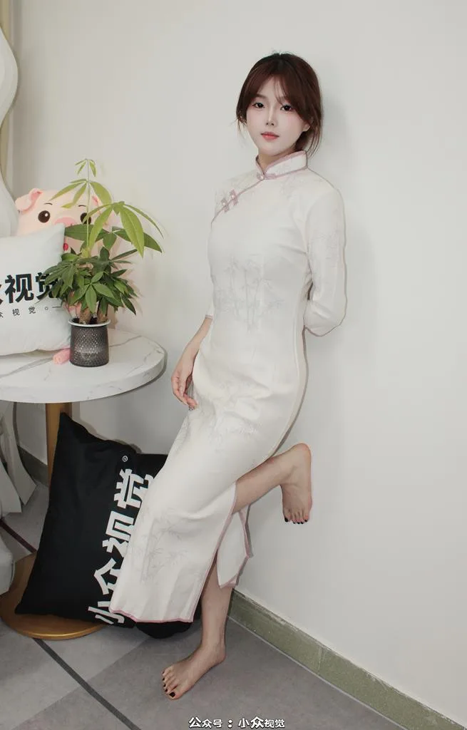 小众视觉 040-小薯条长款旗袍尖头高跟鞋（足底版） [98P/1V/4.11G] - 4