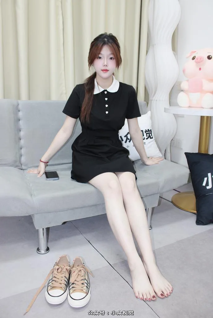 小众视觉 046-小薯条短裙匡威鞋 [116P/1V/5.87G]