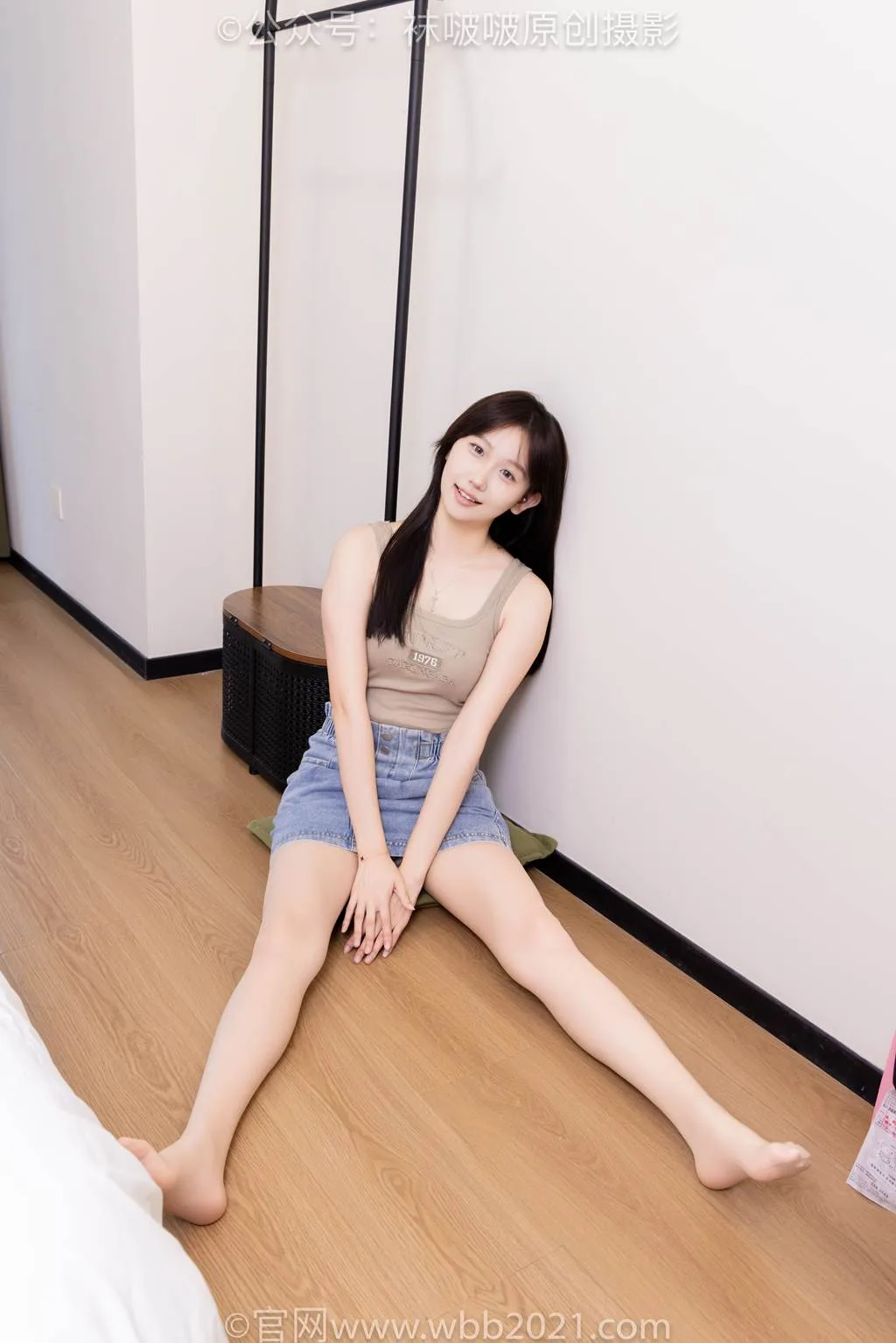 [BoBoSocks袜啵啵]NO.599 香菜-帆布鞋、白棉袜、薄肉丝[141P/1V/7.72GB] - 1