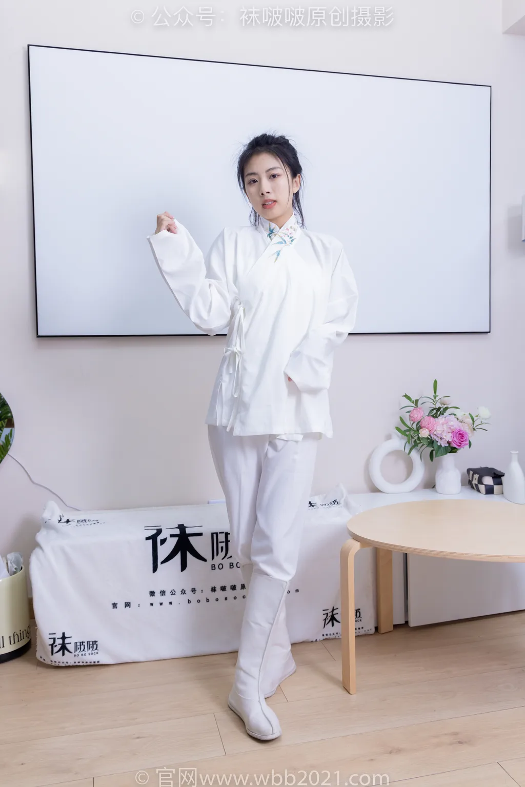 袜啵啵 积分限定作品032期：奶油-古装、古装靴、厚白丝、睡觉剧情花絮版 [209P/1V/7.99G] - 4