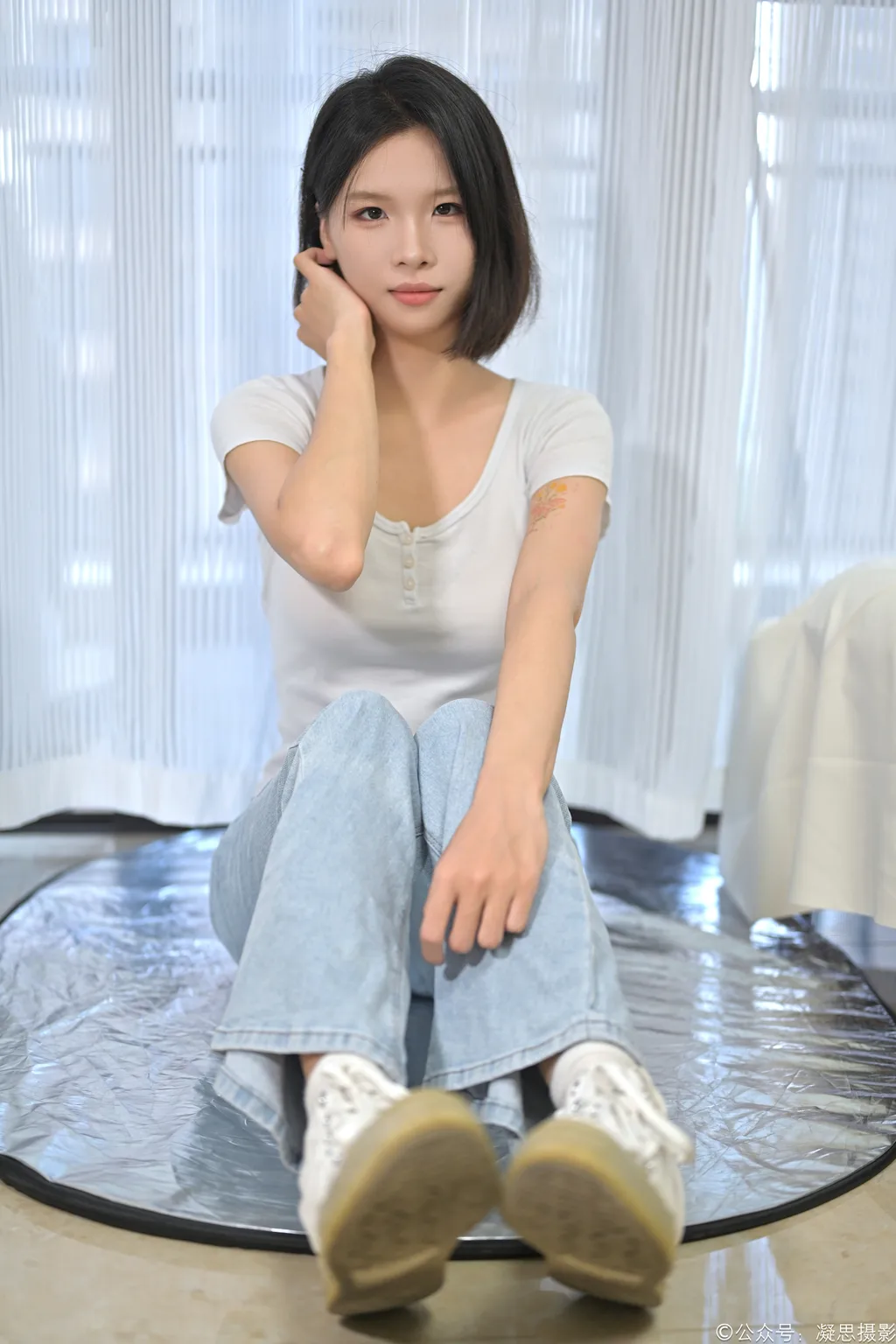 凝思摄影 NO.023 小睿-T恤、短白袜、平底鞋[142P/1V/4.28GB] - 3