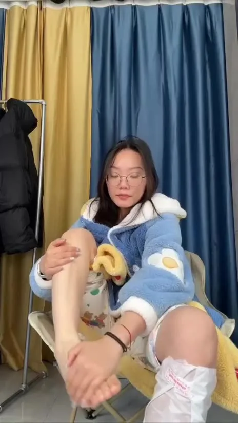 脚模面试脸足同框套路系列-188 [15V/173M] - 3