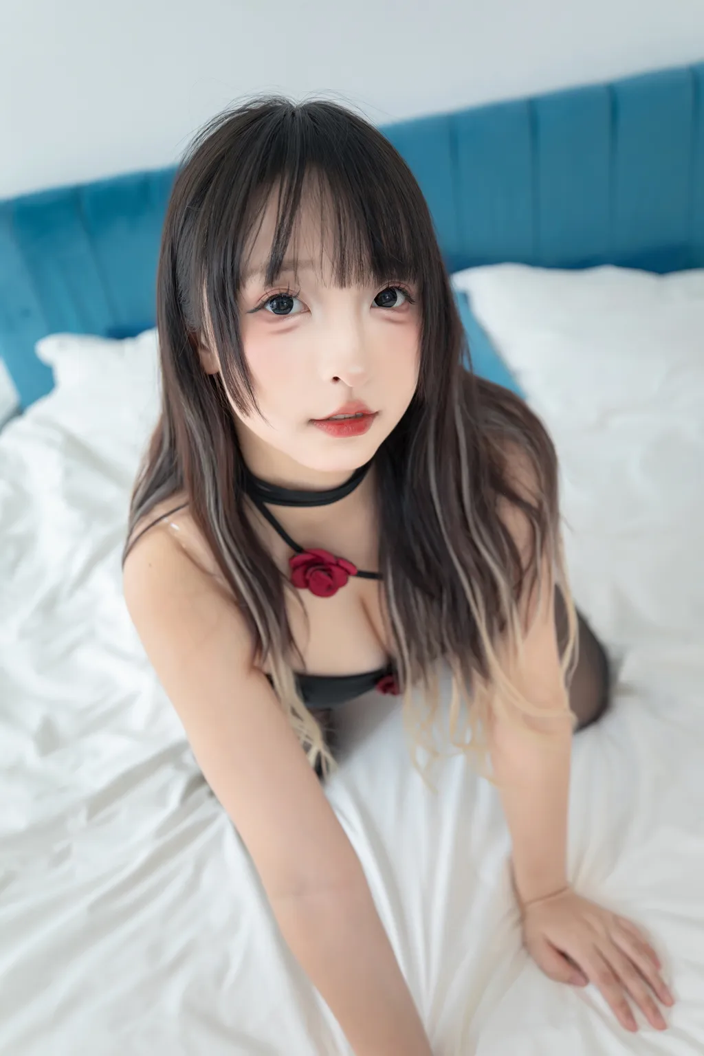 神楽板真冬 – 午夜玫瑰[75P/2V/335MB]