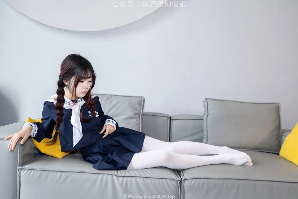 丝恋摄影 NO.001 小梦-乐福鞋 厚白丝[243P/1V/4.38GB] - 2