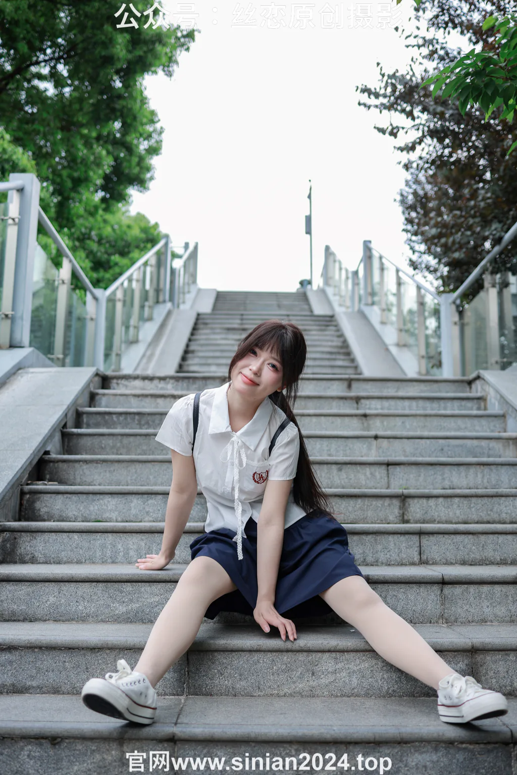 丝恋摄影 NO.016 泡芙-白色衬衫 jk短裙 肉色薄丝 白色帆布鞋[290P/1V/5.18GB]