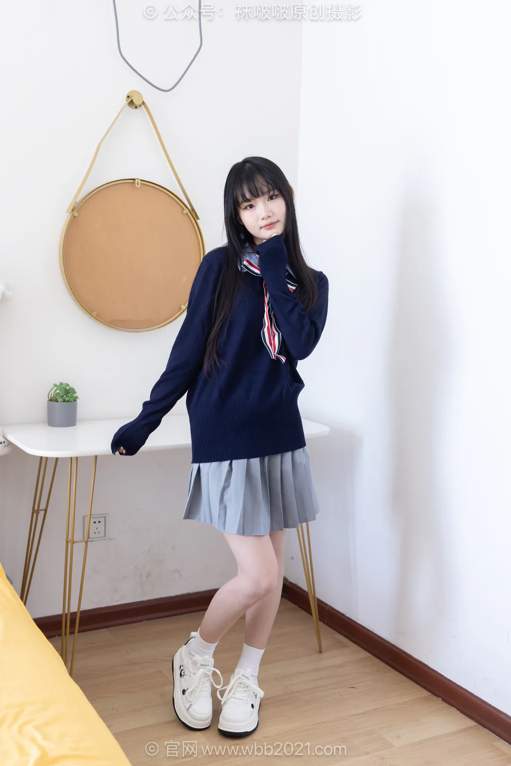 [BoBoSocks袜啵啵]NO.635 甜甜圈-板鞋、白棉袜、裸足、学苑风[186P/1V/6.38GB] - 3