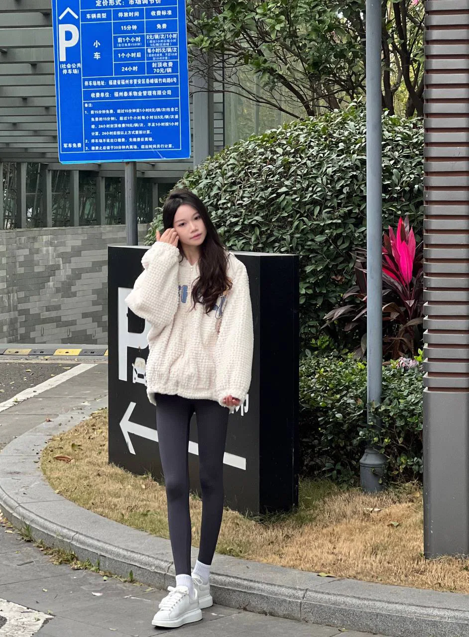 脚模面试脸足同框套路系列-225 长腿嫩足 [13V/36M] - 3