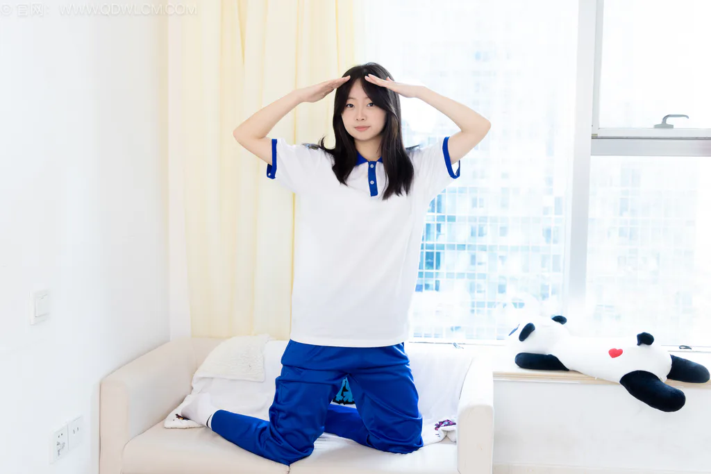 勿恋传媒 NO.2576 萌萌-板鞋、白棉袜、裸足、校服[153P/1V/3.51GB] - 4