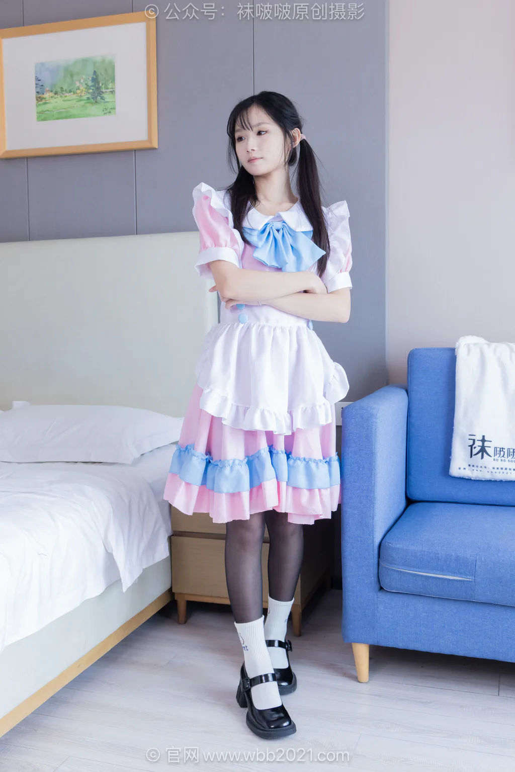 [BoBoSocks袜啵啵]NO.639 甜甜圈-皮鞋、两双白棉袜、薄黑丝、钕仆装[158P/1V/6.38GB] - 2