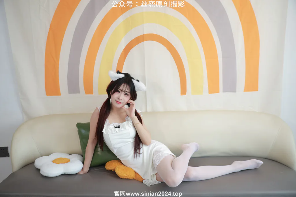丝恋摄影 NO.045 小梦-白色超短裙 厚白丝袜 黑色小皮鞋[247P/1V/4.44GB] - 2