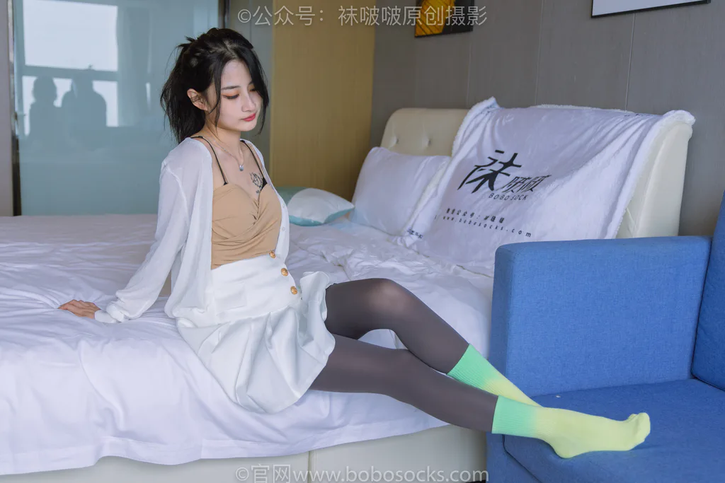 勿恋传媒 积分兑换14期[151P/1V/5.29G]