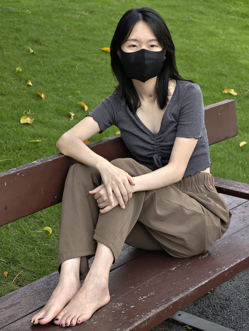 个人约拍 – 002号作品 口罩嫩白脚[287P/74V/3.60GB]