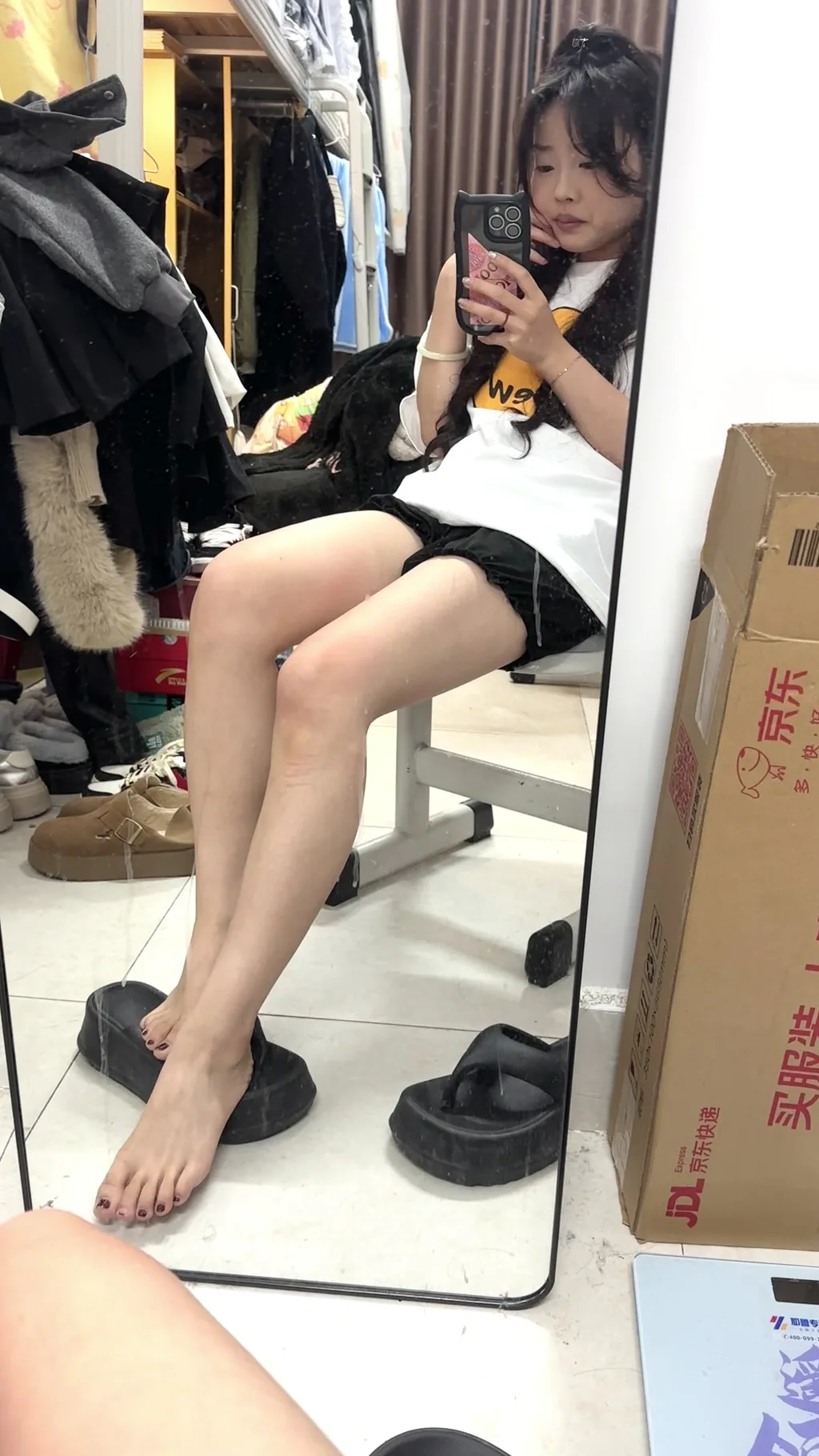 脚模面试脸足同框套路系列-227 秀脚[20V/2.86G] - 2