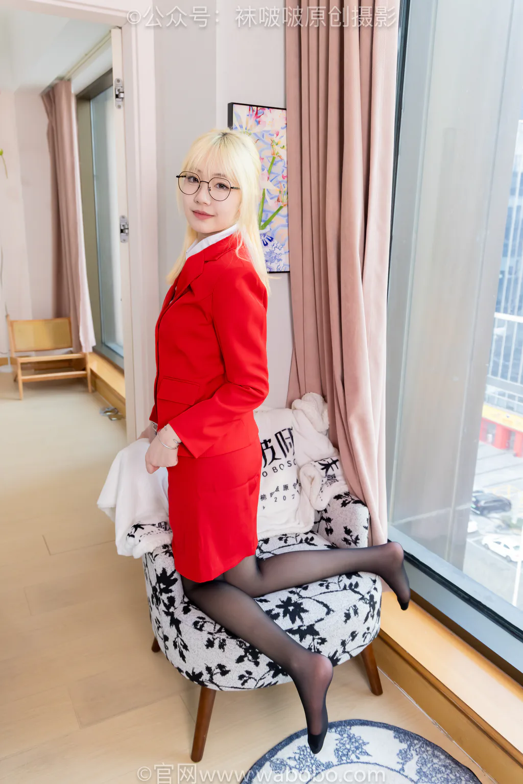 [BoBoSocks袜啵啵]NO.645 小甜豆-两双高跟鞋、薄黑丝、裸足[147P/1V/6.64GB] - 3