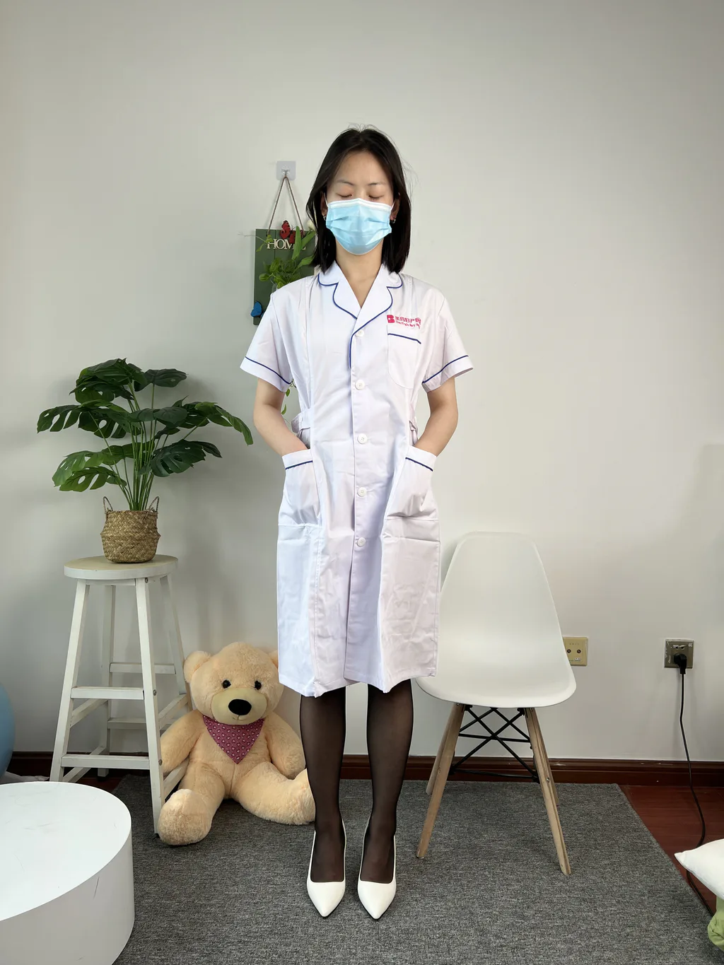 三禾摄影 NO.073 互士服 黑丝 高跟[289P/1V/1.55GB] - 2