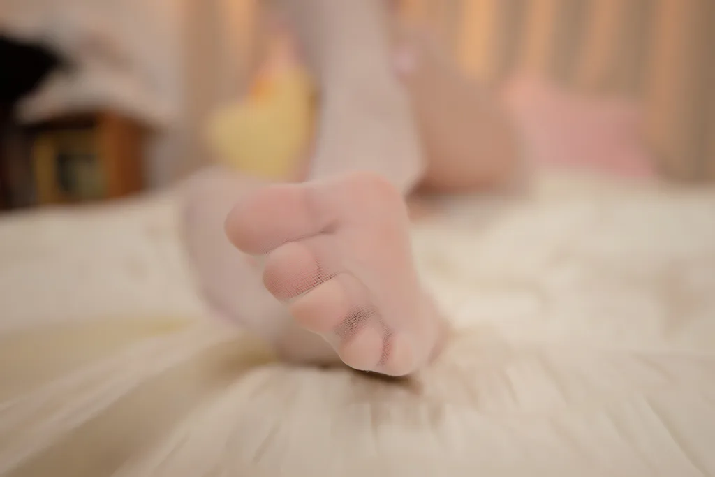 神楽板真冬 – 粉色[75P/350MB]