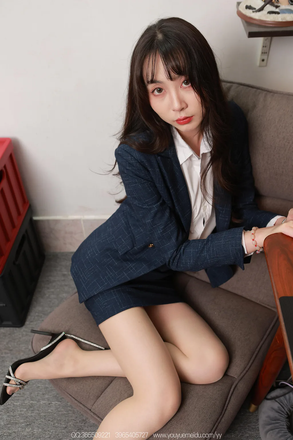 [IESS异思趣向] 2025.12.29 丝享家2251：团团《亮晶晶（下）》[78P/74MB] - 3