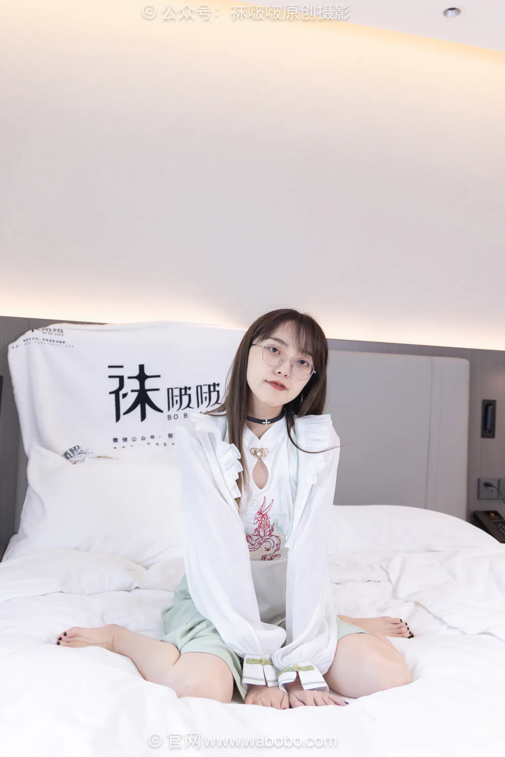 [BoBoSocks袜啵啵]NO.674 稚予-高跟凉鞋、薄白丝、裸足[145P/1V/5.17GB] - 2
