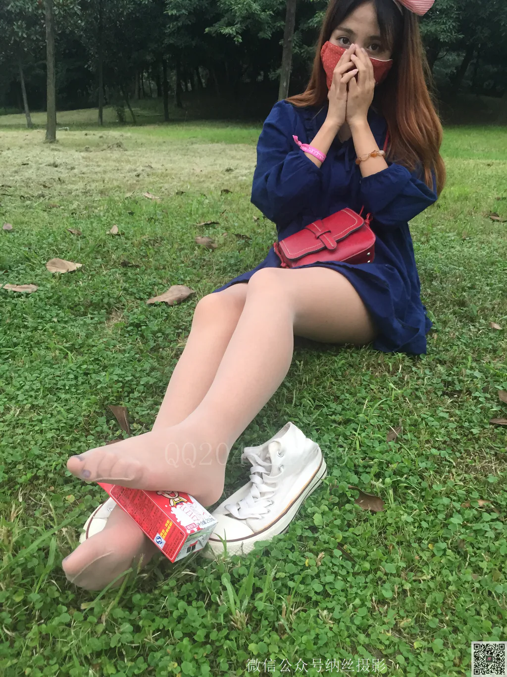 [纳丝摄影]0048 璐璐 萌妹字肉丝美腿[82P/356MB] - 2