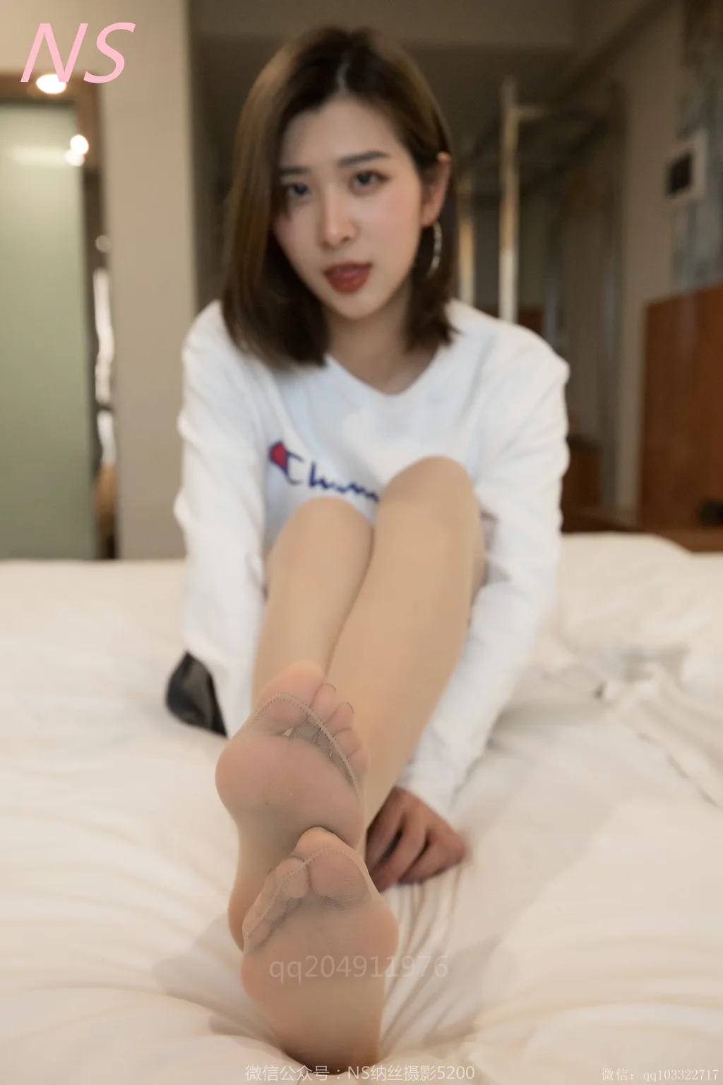 [纳丝摄影]0137 娜镁钕神的丝袜玉足[82P/1V/1.61GB]