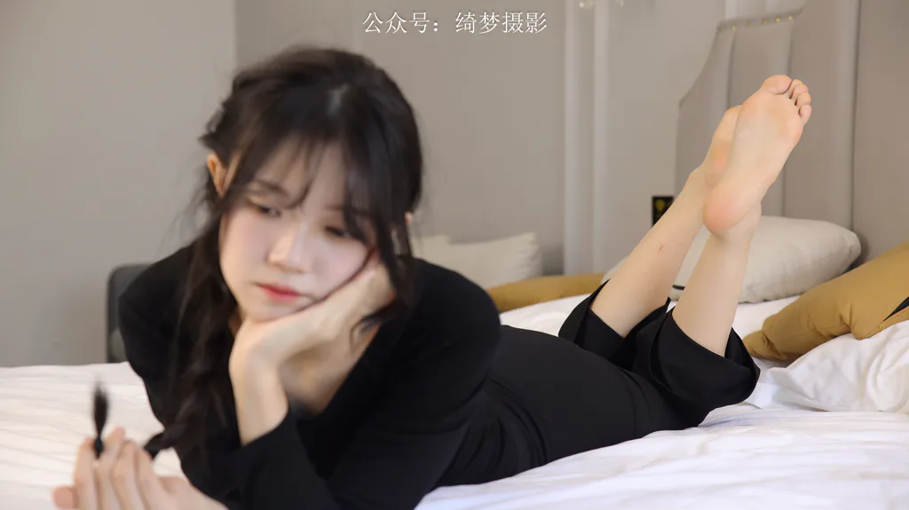 绮梦摄影 2025.04.09 NO.228 yuuu 珍藏无修无水印版[486P/2V/13.3GB] - 3