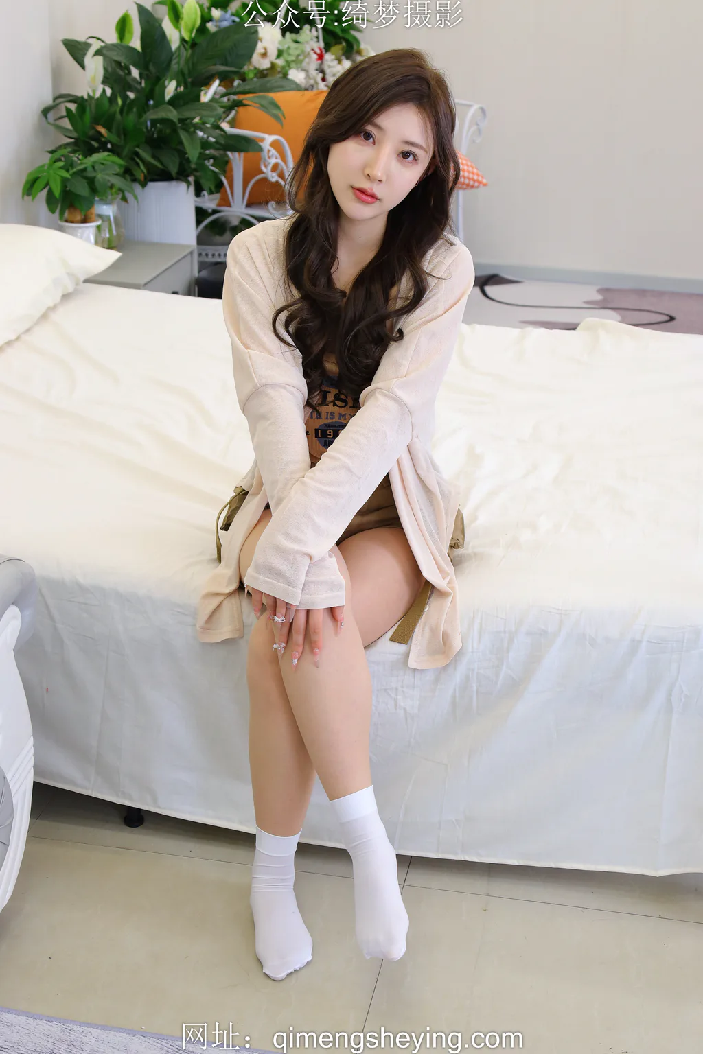 绮梦摄影 2025.04.18 NO.237 婷婷 珍藏无修无水印版[432P/2V/10.5GB] - 1