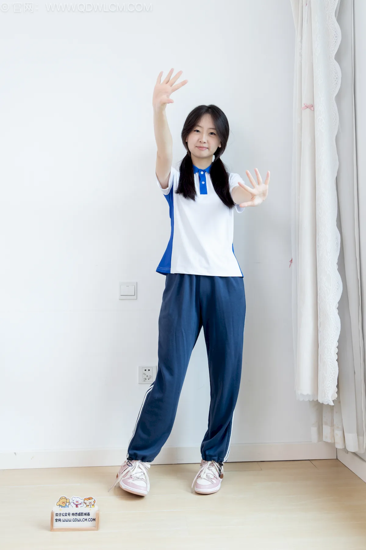 勿恋传媒 NO.2735 萌萌-白棉袜、裸足、校服[155P/1V/3.75GB]