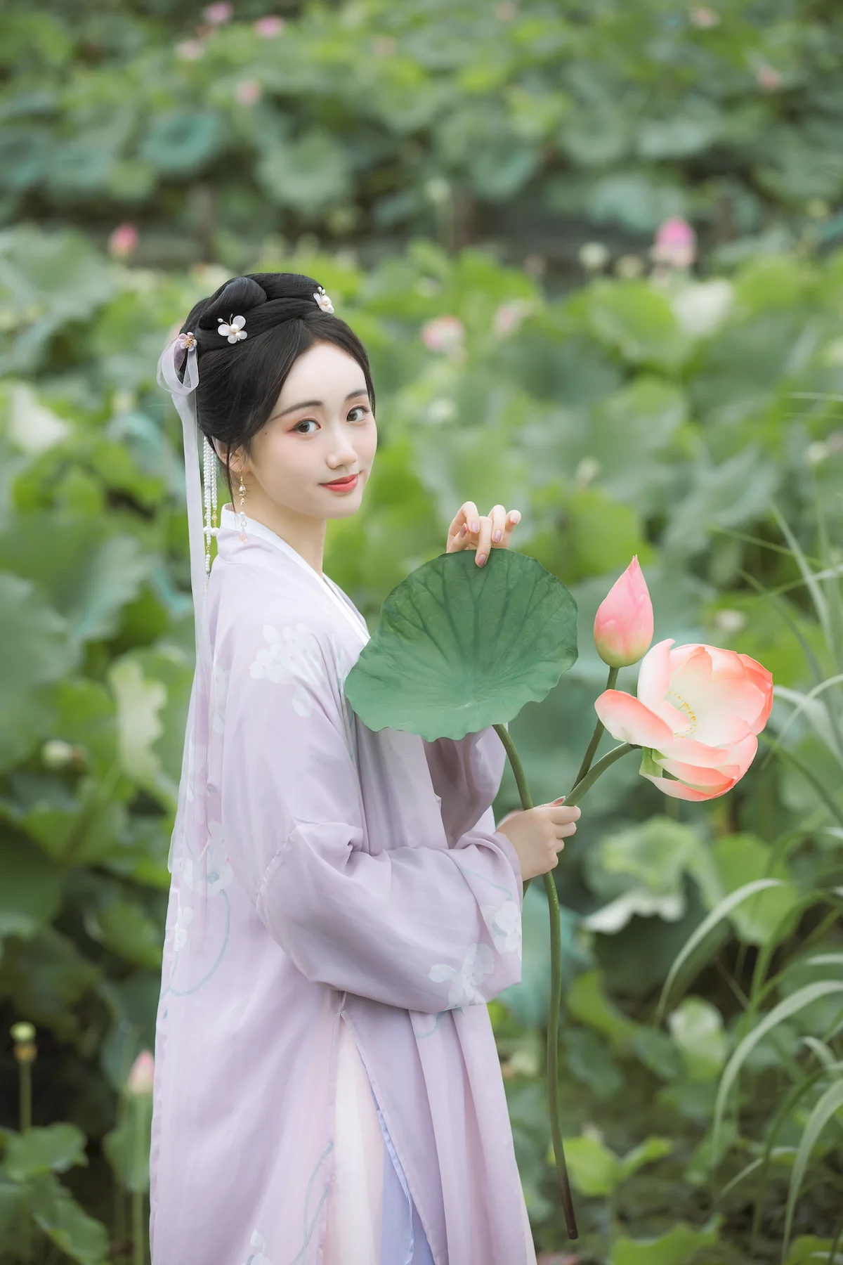 [YITUYU艺图语]2023.07.01 采荷 灵潇[21+1P/310MB] - 2