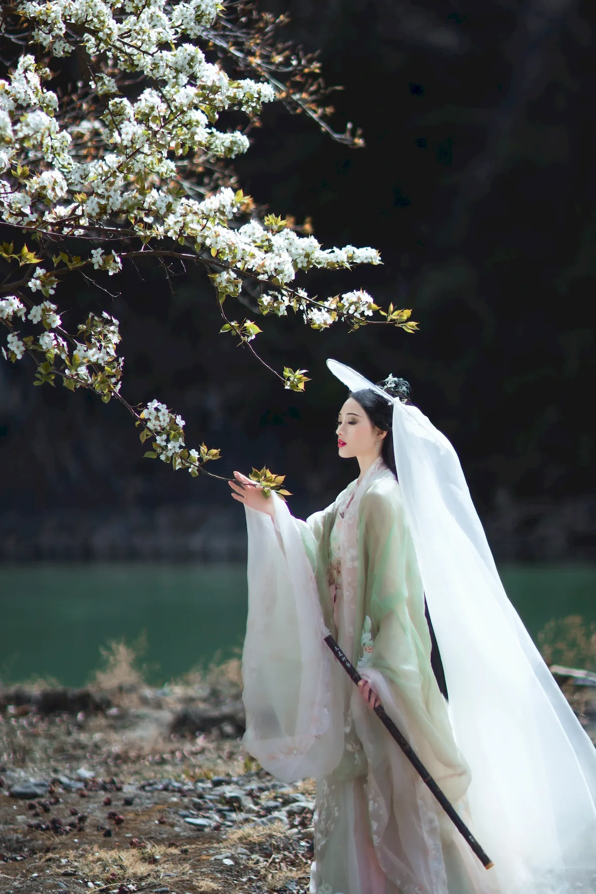 [YITUYU艺图语]2023.07.05 梨花意 薇薇[37+1P/756MB] - 4