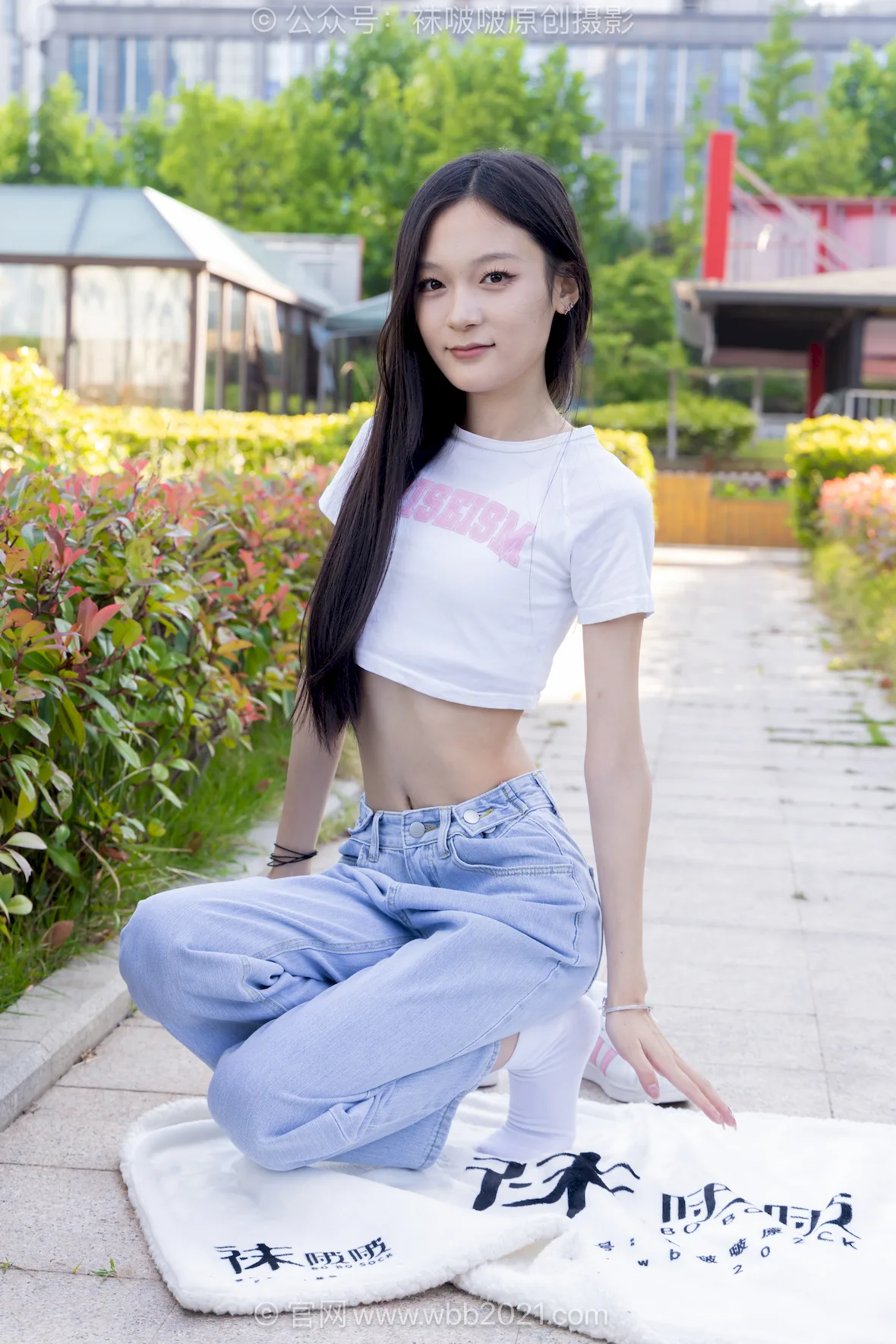 [BoBoSocks袜啵啵]积分限定作品 NO.048 焦糖-板鞋、白棉袜、裸足[149P/1V/6.45GB] - 3