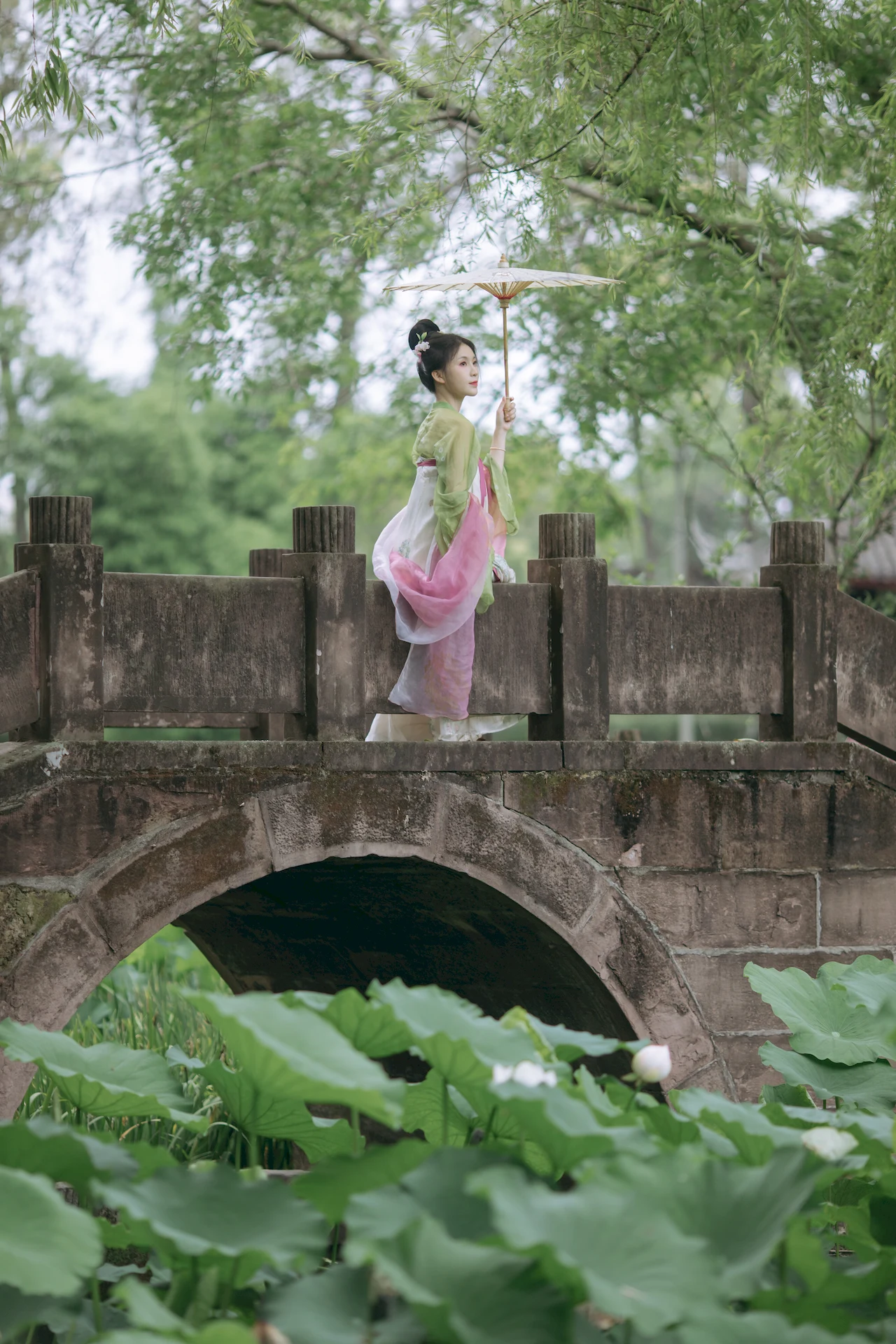 [YITUYU艺图语]2023.07.09 荷塘少女 川川[32+1P/399MB] - 4