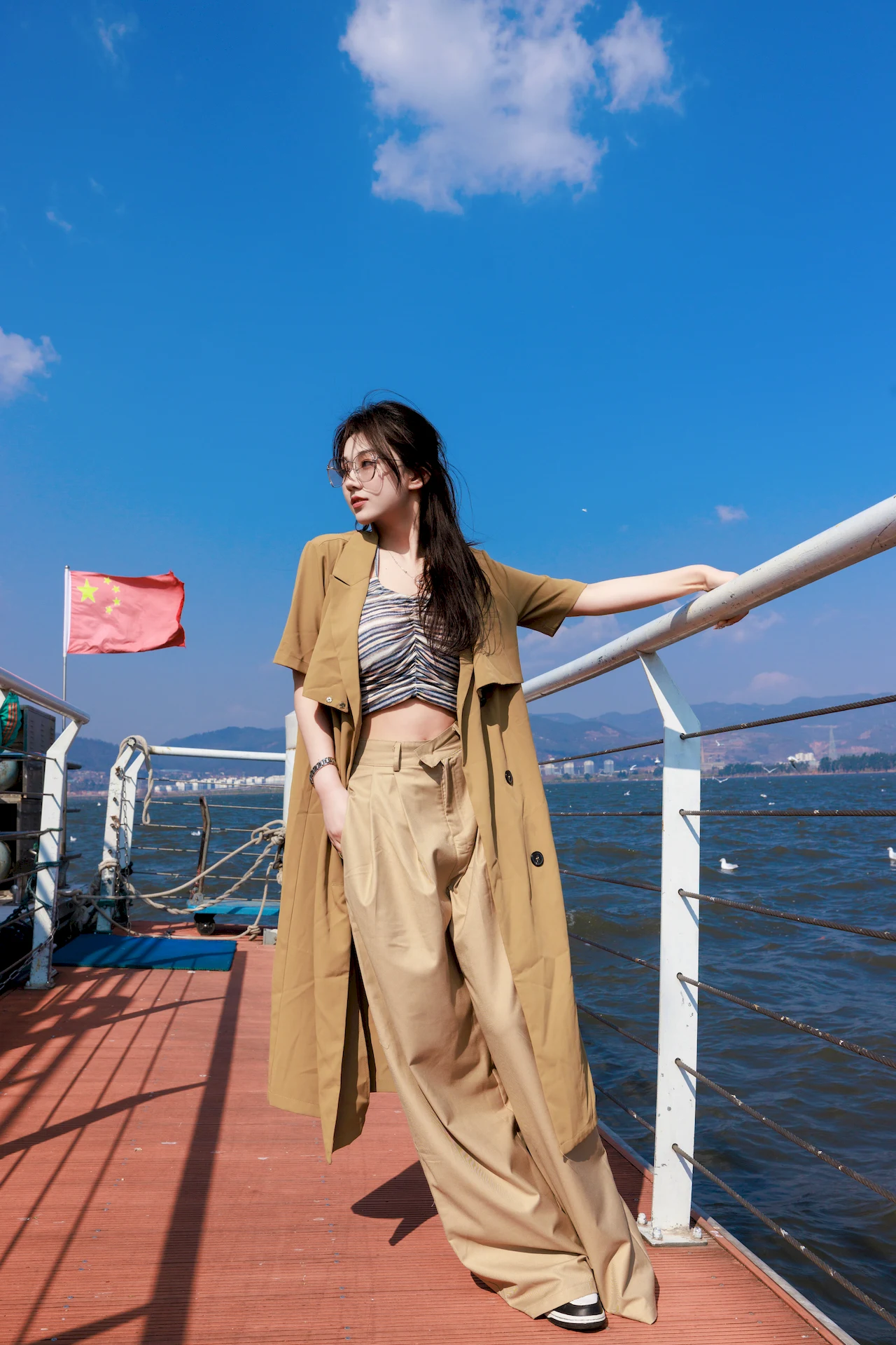 [YITUYU艺图语]2023.07.10 游艇 裴同学[21+1P/1.11GB] - 3