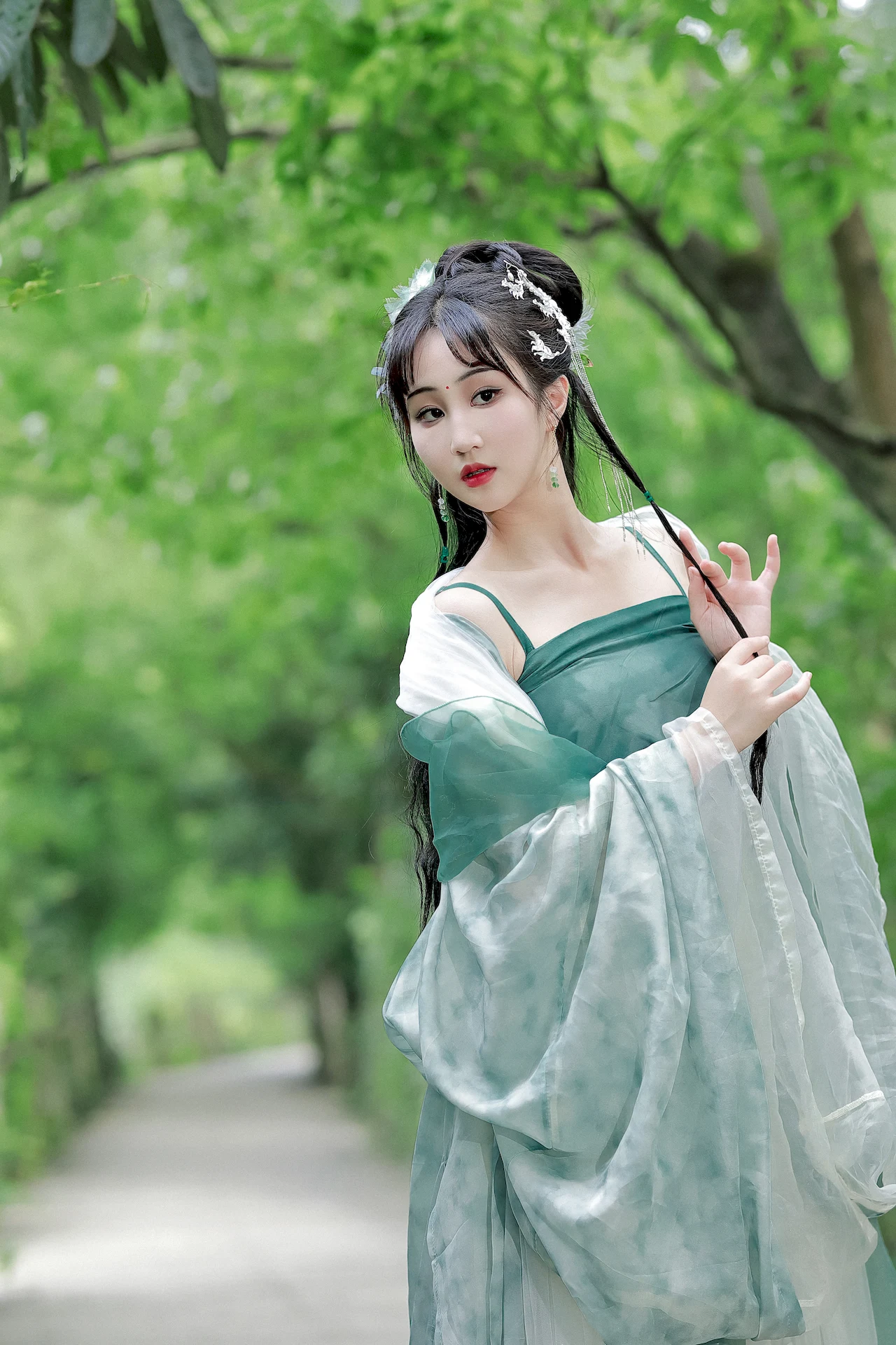 [YITUYU艺图语]2023.07.10 醉相思 搽小兔&苏念[28+1P/408MB] - 2
