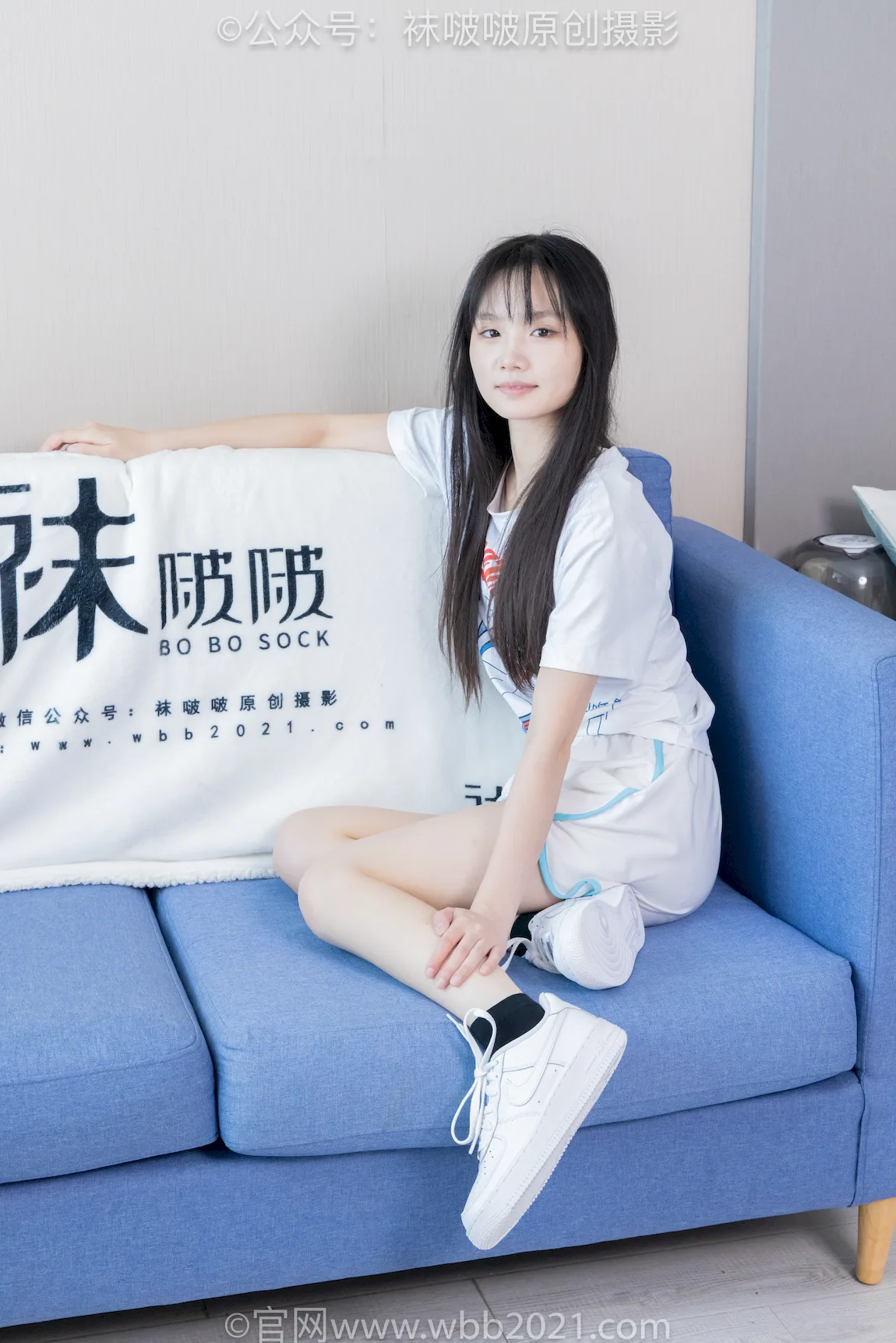 [BoBoSocks袜啵啵]积分限定作品 NO.046 甜甜圈-匡威帆布鞋、板鞋、白棉袜、黑棉袜[164P/1V/7.81GB] - 4