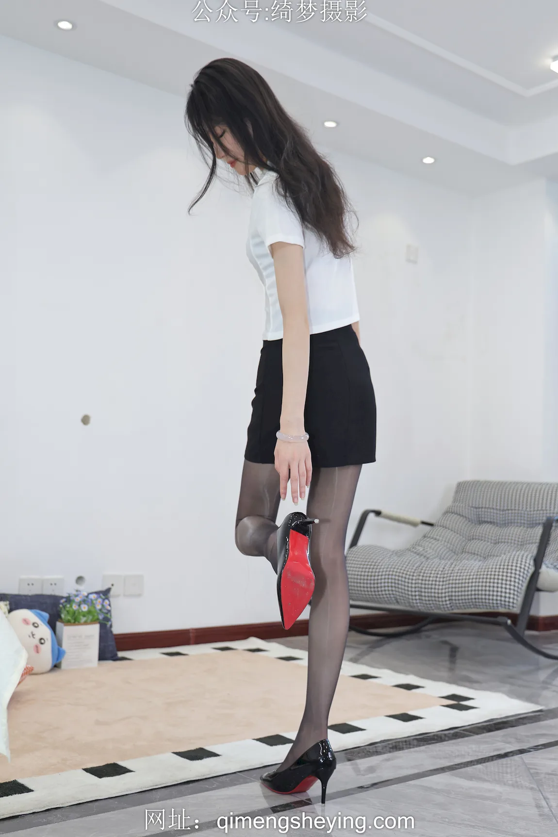 绮梦摄影 2026.03.01 NO.555 小艺 珍藏无修无水印版[465P/2V/11.2GB] - 2