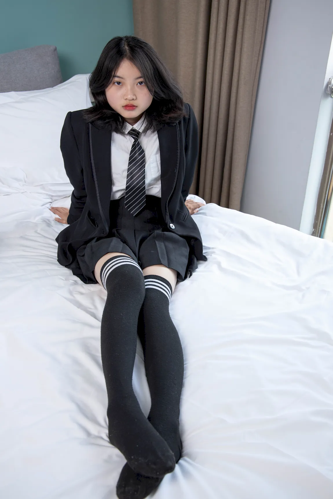 袜觅社 NO.005 香香[95P/1V/3.03GB] - 3