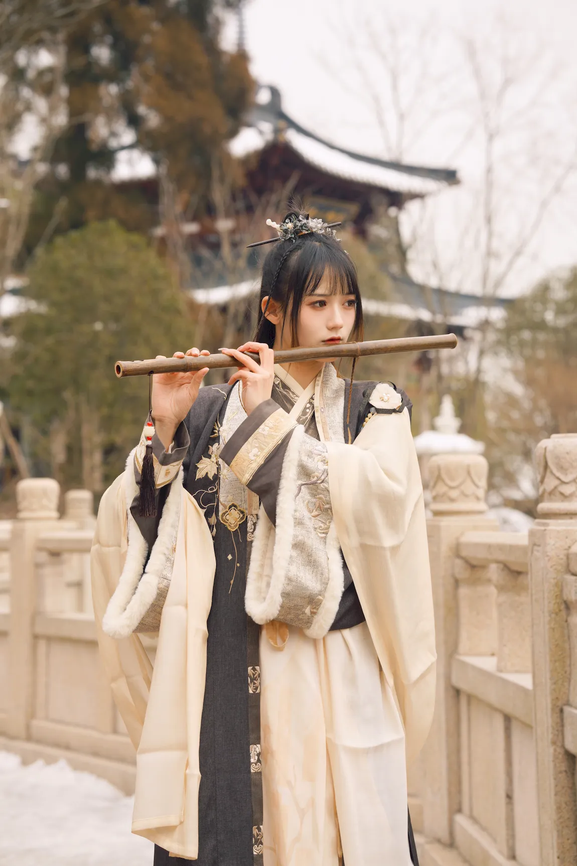 [YITUYU艺图语]2023.07.30 雪中悍刀行 兔子Zzz不吃胡萝卜[21+1P/271MB] - 3