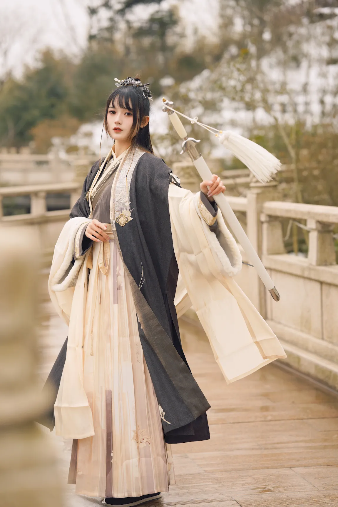 [YITUYU艺图语]2023.07.30 雪中悍刀行 兔子Zzz不吃胡萝卜[21+1P/271MB] - 4